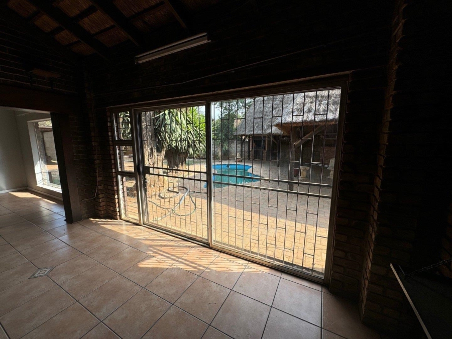 3 Bedroom Property for Sale in Kieserville North West